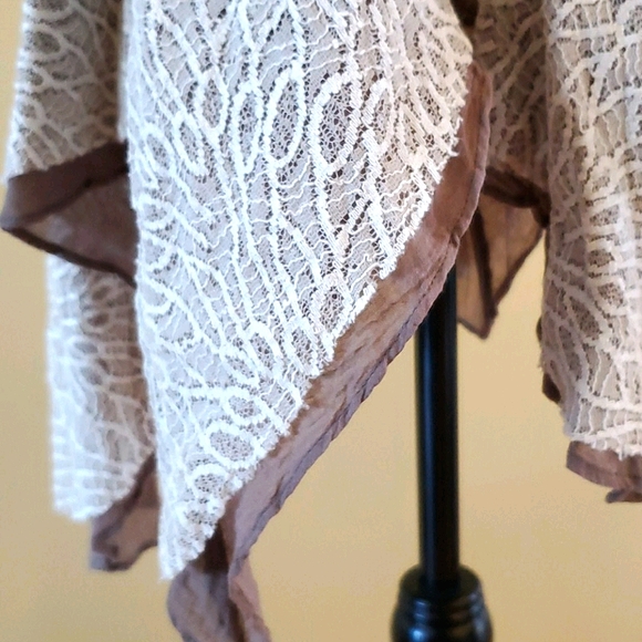 Ryu Cotton Linen and Lace midi dress - Picture 4 of 8